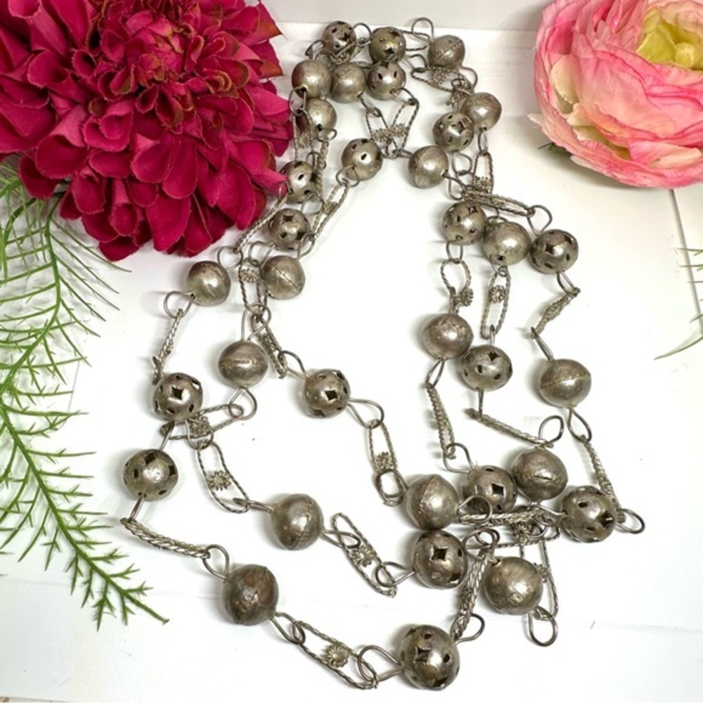 VINTAGE⚜️Antique Long Silver Ball Beaded Link Necklace